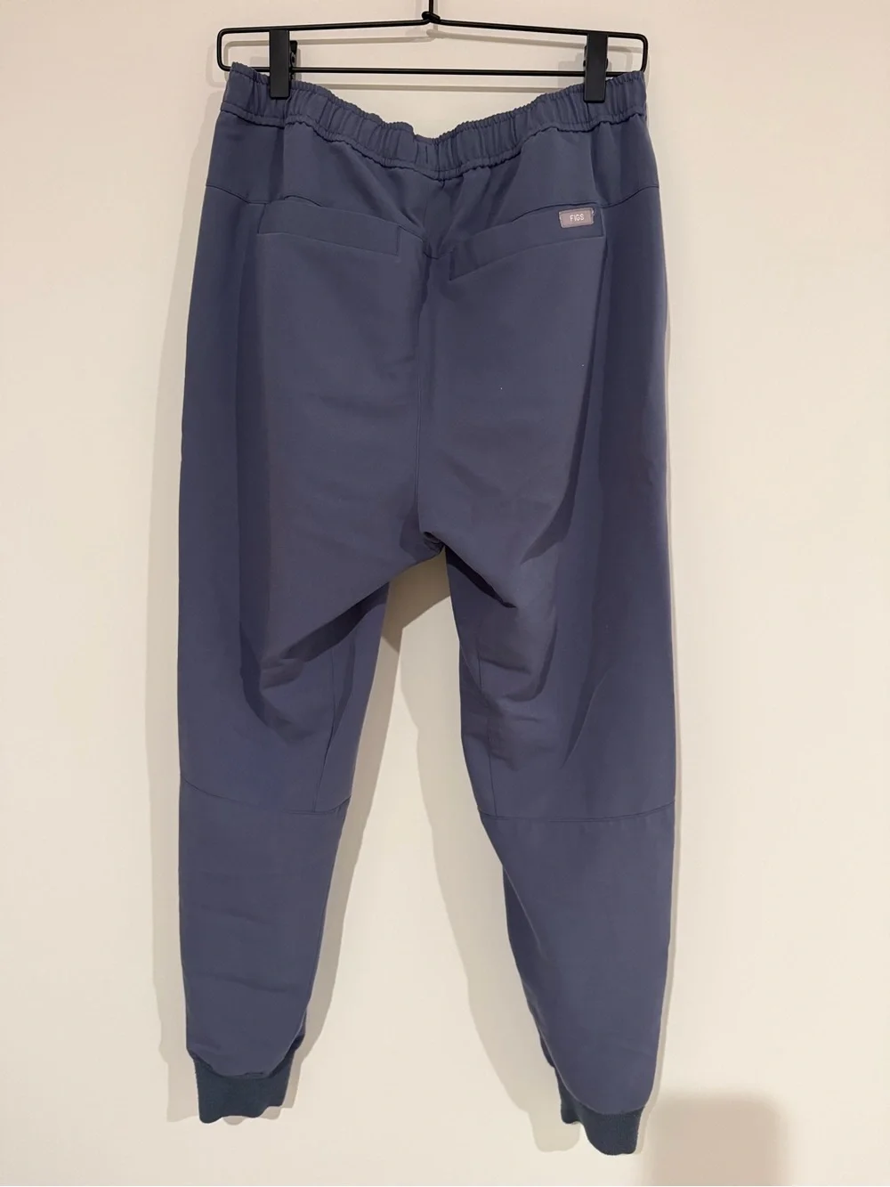 Figs Men's Navy Jogger scrub pants